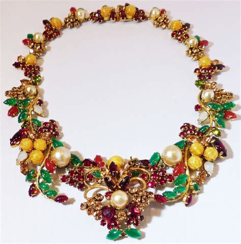 Collier Christian Dior Vintage .